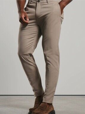 Tailored Athlete Muscle Fit Cotton Stretch Chino Trousers Size 34/30 NWT Stone